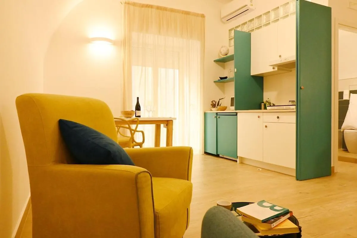 Lilli'S Apartment Naples