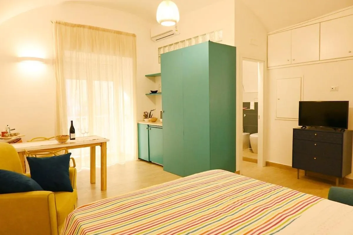 Lilli'S Apartment 那不勒斯