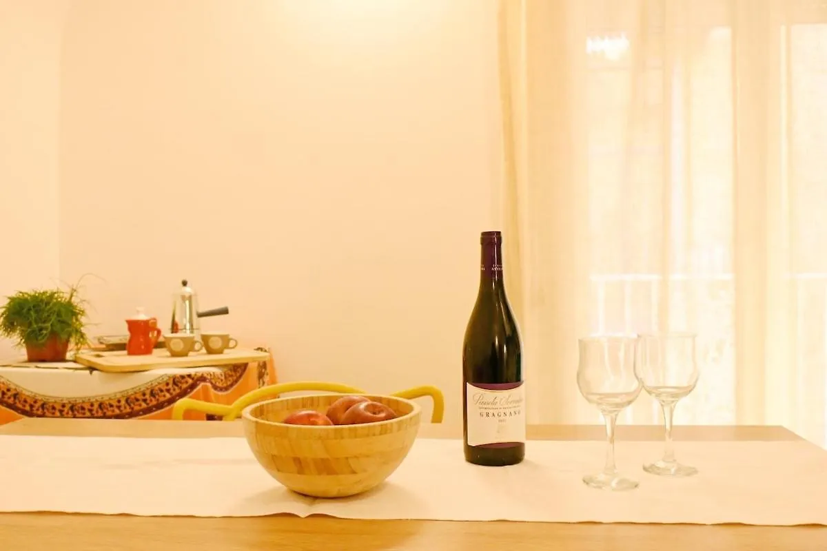 Lilli'S Apartment Naples
